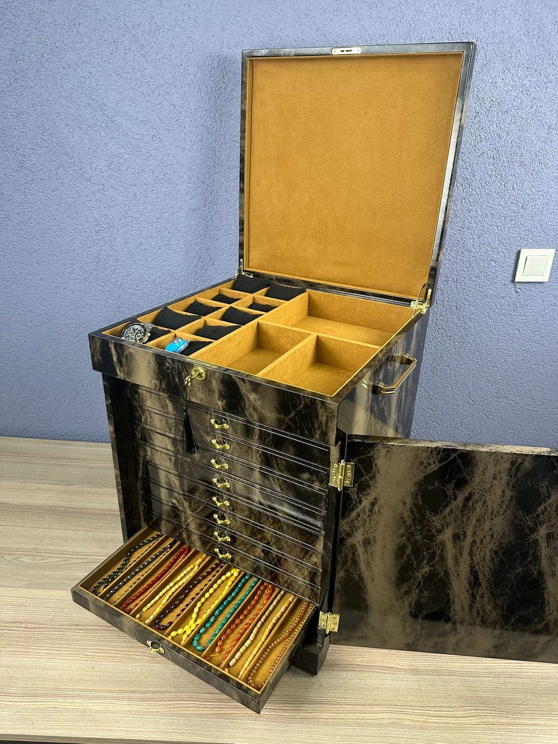 Premium Lockable Tasbih & Jewelry Cabinet – 100 Capacity