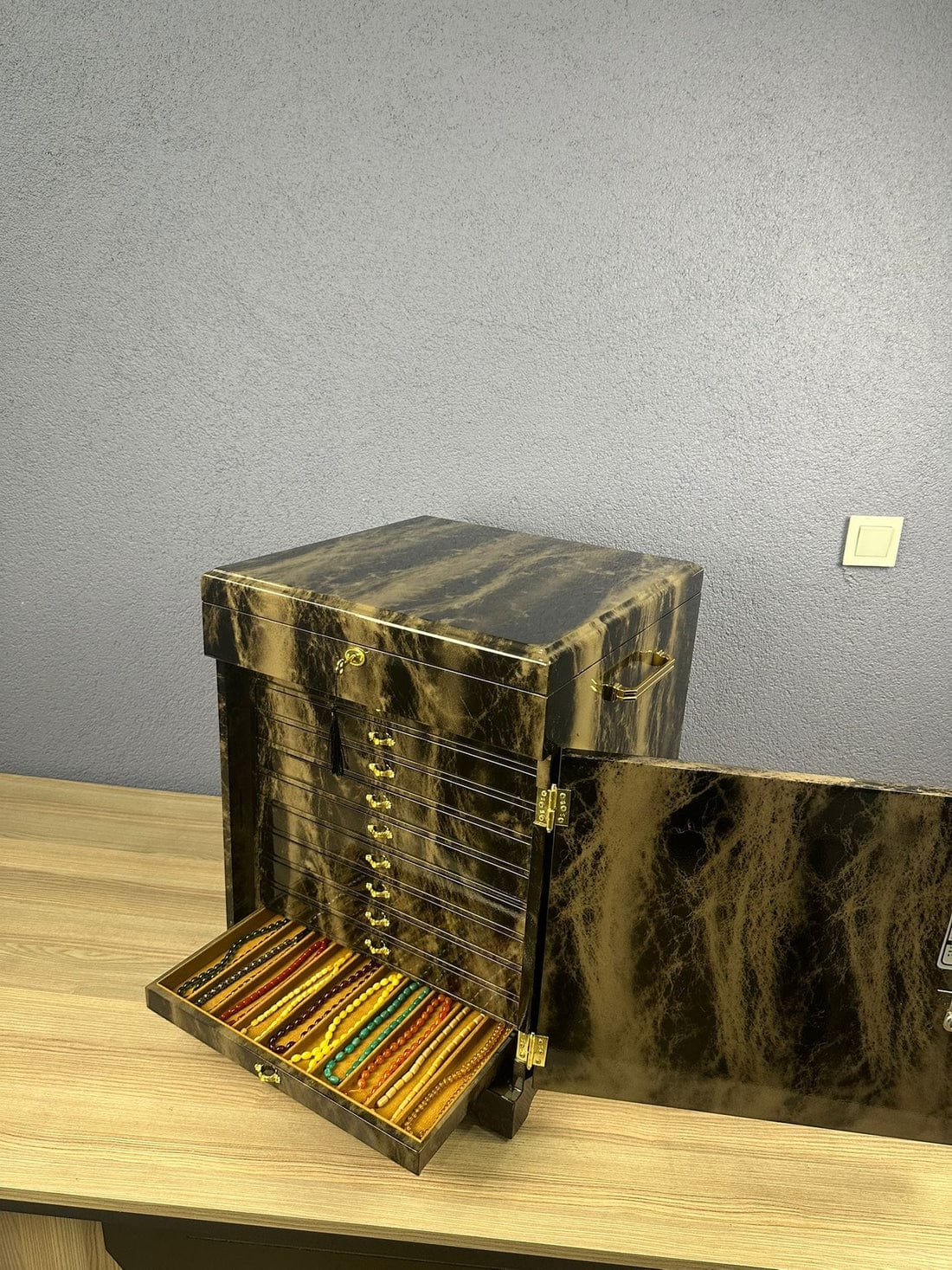 Premium Lockable Tasbih & Jewelry Cabinet – 100 Capacity