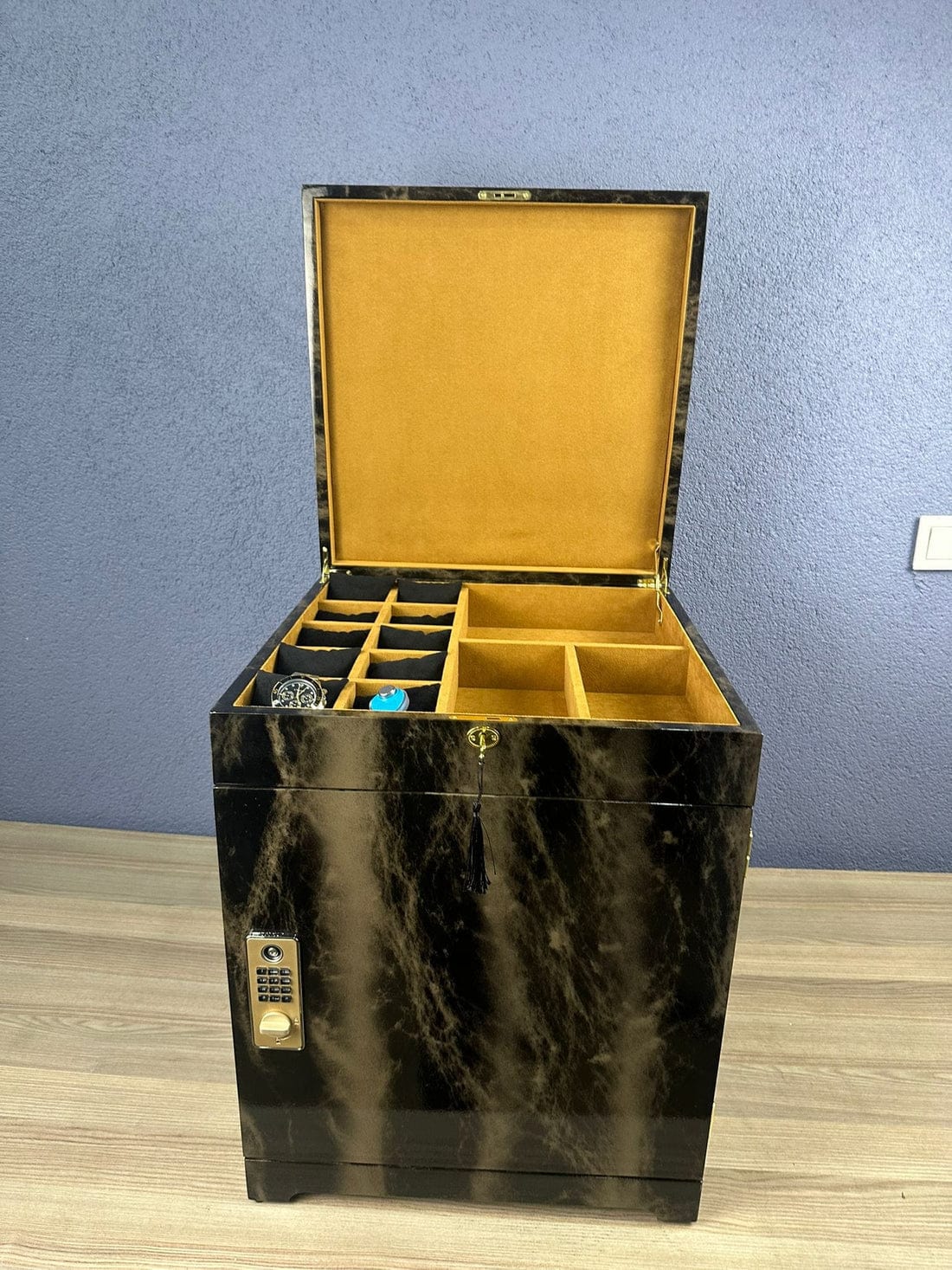 Premium Lockable Tasbih & Jewelry Cabinet – 100 Capacity