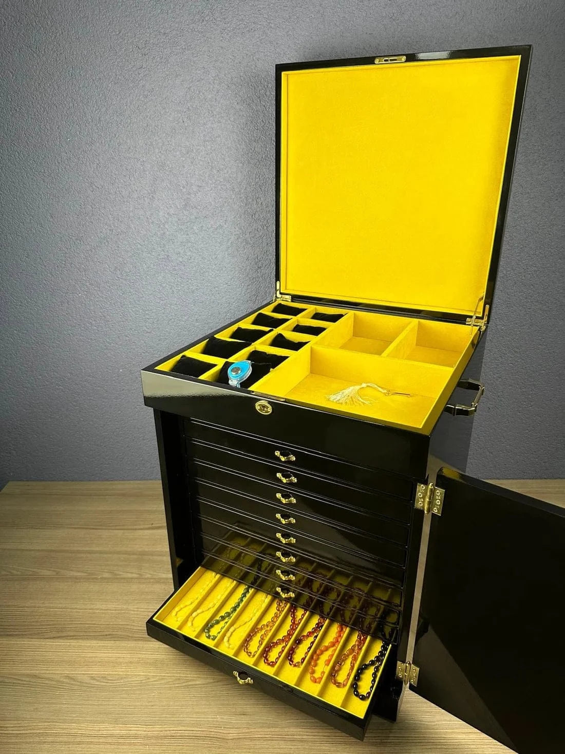 VIP Lockable Tasbih Display Cabinet – Stores up to 100 Beads